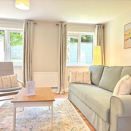 The Quiet Harbour Apartment Cobh